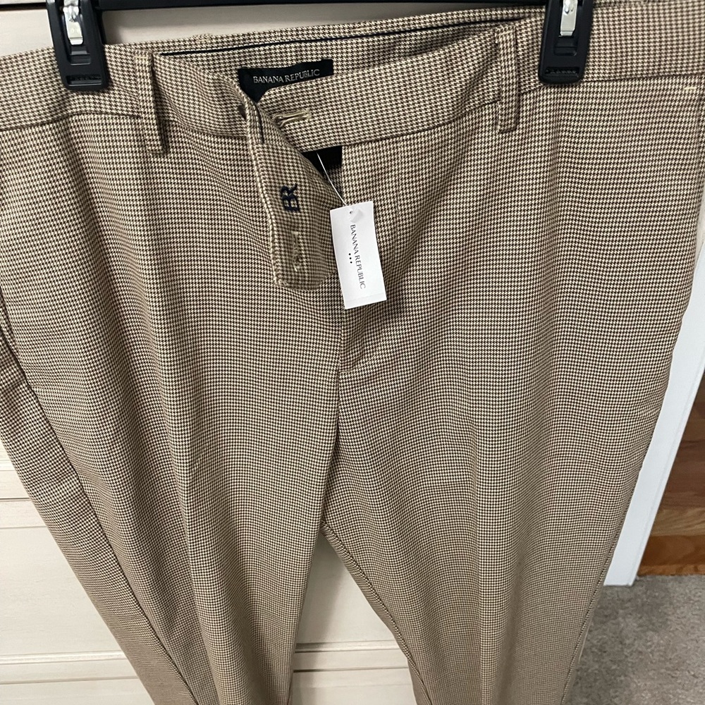 Men’s Banana Republic Dress Pants, Waist 36, Length 30”, Brown Slim Fit NWT